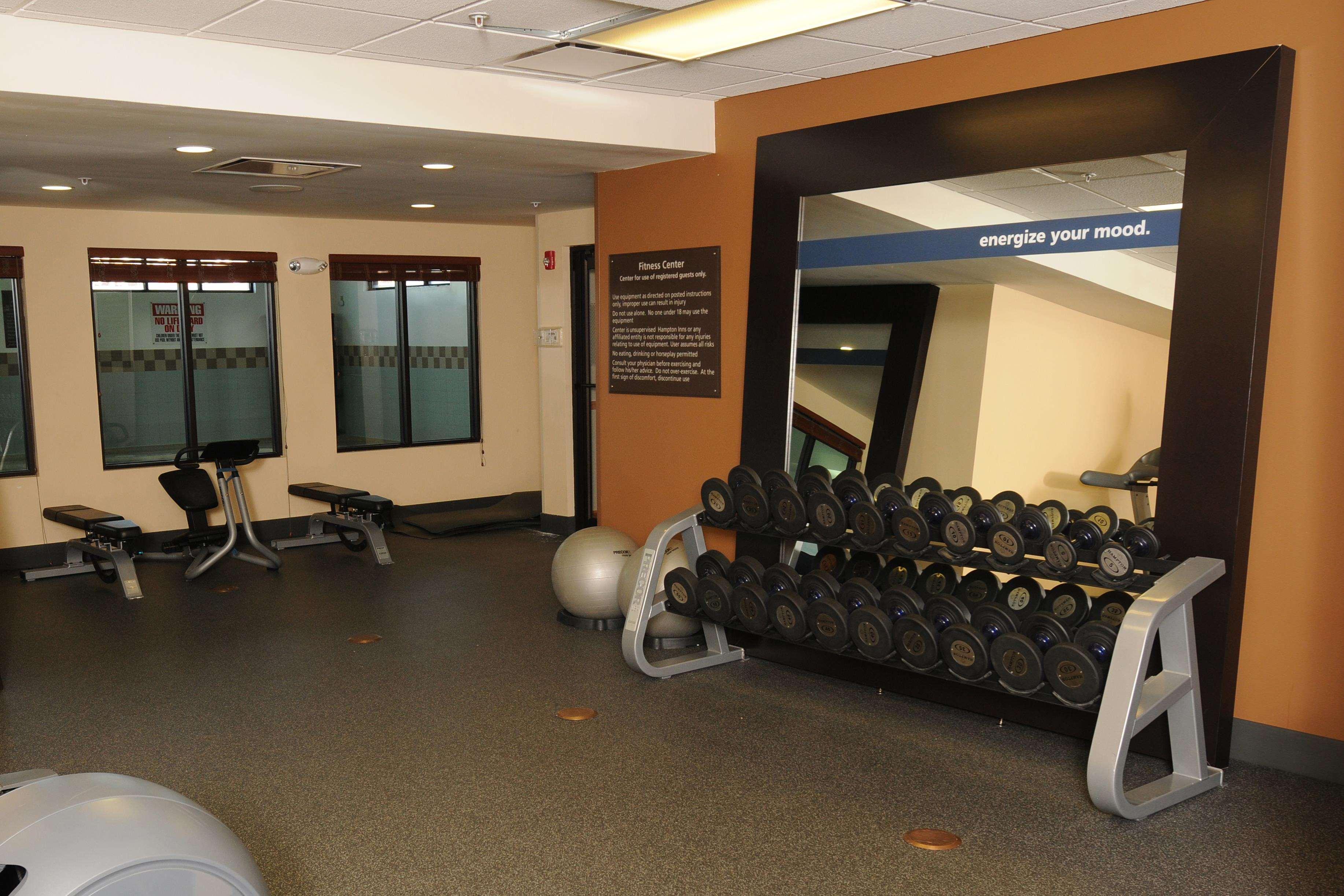 Newly Renovated Hampton Inn Omaha West Lakeside Exterior foto