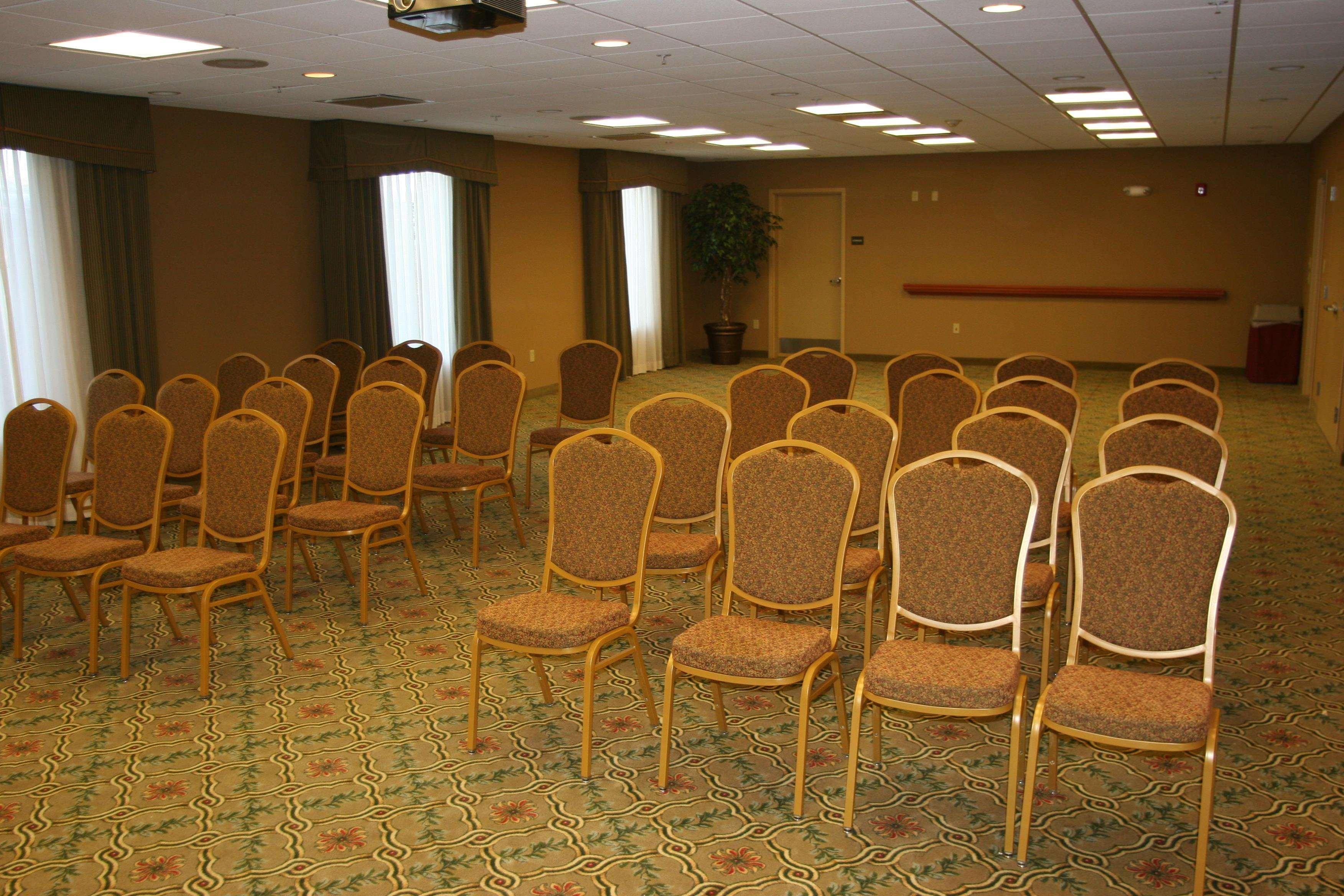 Newly Renovated Hampton Inn Omaha West Lakeside Facilidades foto